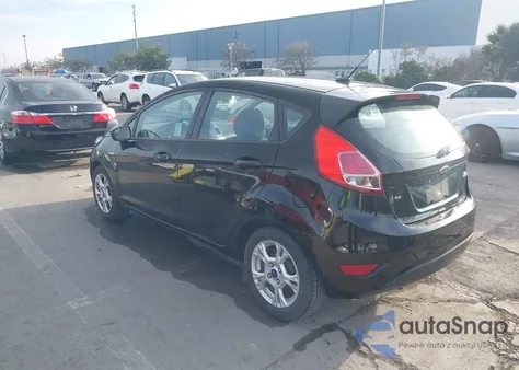 2014 Ford Fiesta Se z USA, uszkodzony, nr VIN 3FADP4EJ5EM108128